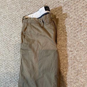 J. Crew W29 L30, broken in khaki's pants chino